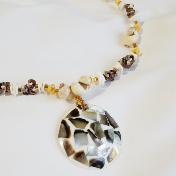 Tortoise Shell Statement Necklace - Picture 2 of 2